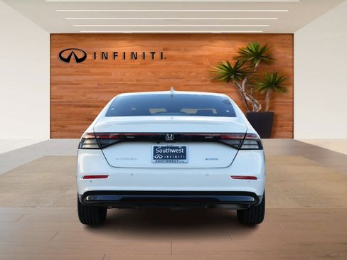 Used 2023 Honda Accord EX-L image 6