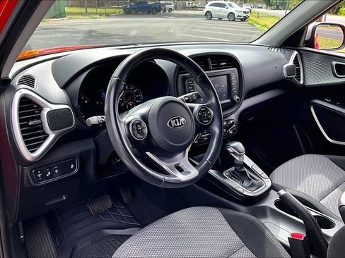 Used 2020 Kia Soul X-Line FWD image 13