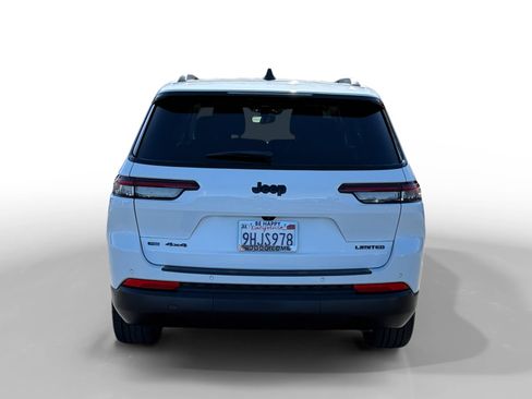 Used 2023 Jeep Grand Cherokee L Limited w/ Black Appearance Package image 4