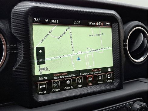 Used 2022 Jeep Wrangler Unlimited Sahara w/ Cold Weather Group image 17