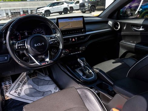Used 2022 Kia Forte GT-Line w/ GT-Line Technology Package FWD image 17