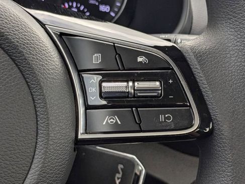 Certified 2022 Kia Forte Sedan FWD image 25