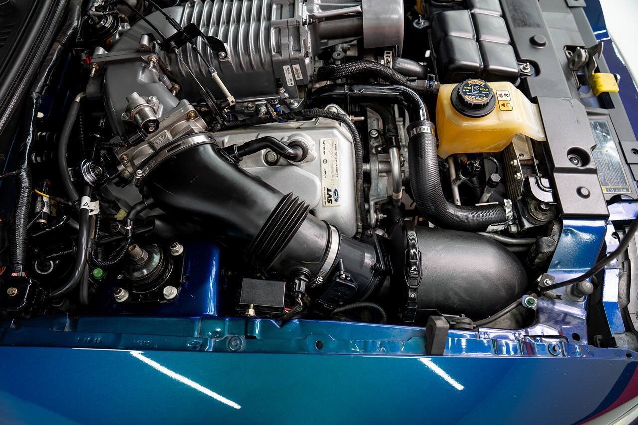 Used 2004 Ford Mustang Cobra RWD image 15