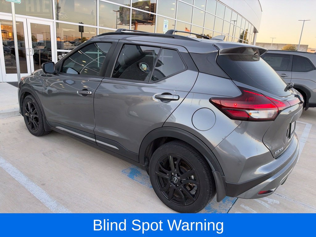 Used 2023 Nissan Kicks SR FWD image 2