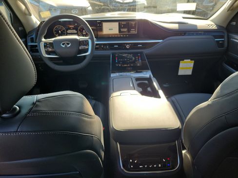 New 2026 INFINITI QX80 Pure image 12