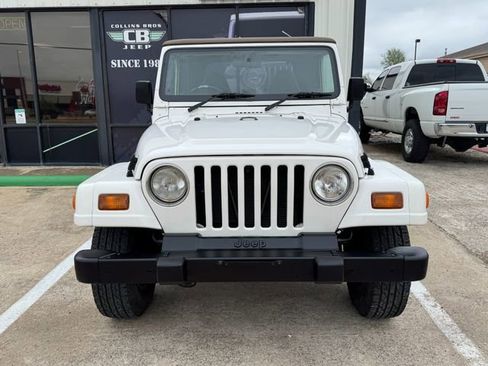 Used 1998 Jeep Wrangler Sahara image 8