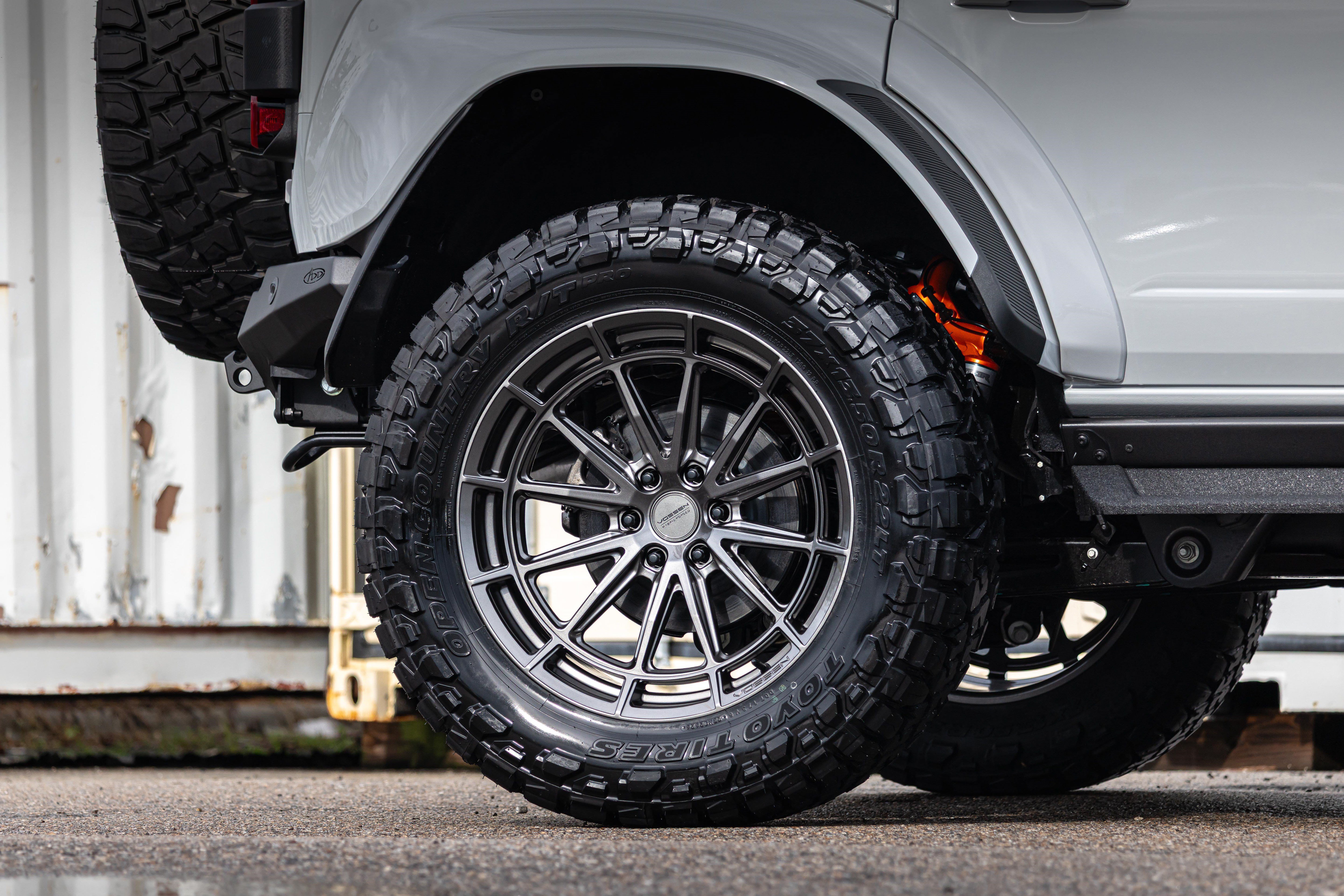 New 2026 Ford Bronco Raptor AWD/4WD image 33