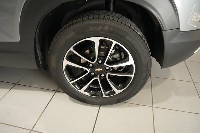 Used 2025 Chevrolet TrailBlazer LT w/ Driver Confidence Package AWD/4WD image 10