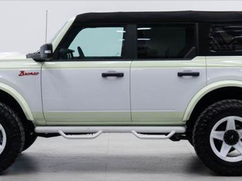Used 2025 Ford Bronco Badlands AWD/4WD image 12
