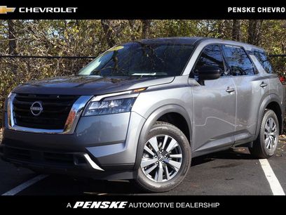 Used 2025 Nissan Pathfinder S