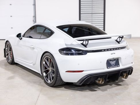 Used 2021 Porsche 718 Cayman GT4 image 7