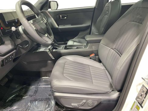 New 2027 Kia Seltos X-Line S w/ X-Line S Premium Package AWD/4WD image 17