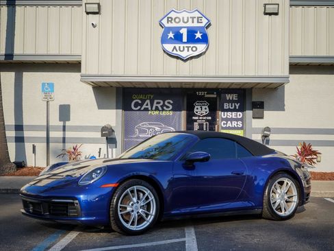Used 2021 Porsche 911 Carrera w/ Premium Package RWD image 2