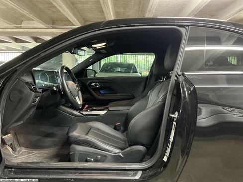 Used 2024 BMW 230i Coupe w/ Convenience Package RWD image 8