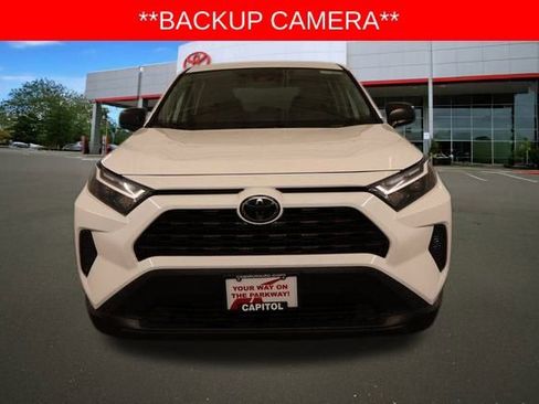 Used 2025 Toyota RAV4 LE image 7