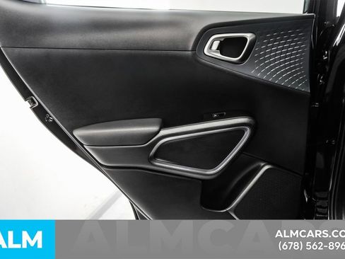 Used 2025 Kia Soul EX image 52