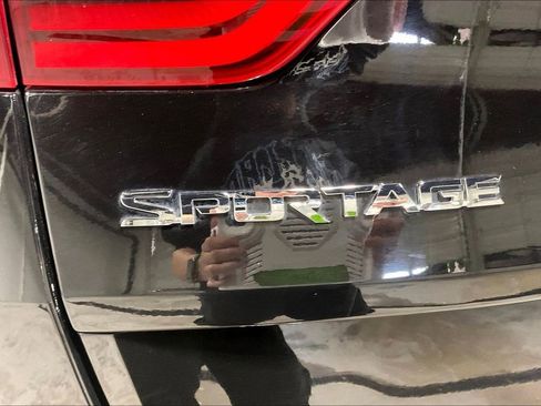 Used 2019 Kia Sportage SX FWD image 40