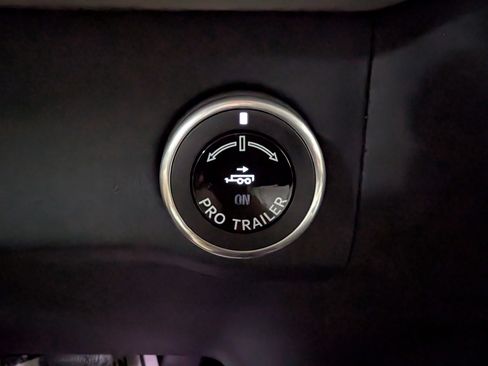 New 2025 Lincoln Navigator L Reserve image 17