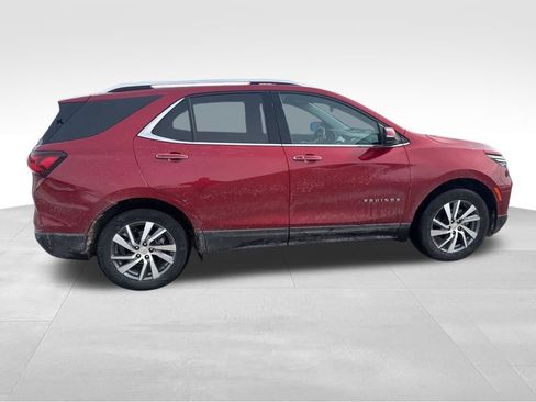 Used 2024 Chevrolet Equinox Premier w/ LPO, Floor Liner Package image 7