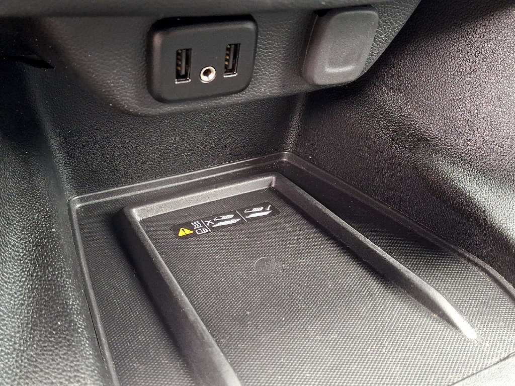 Used 2023 Chevrolet Traverse LT w/ LPO, Floor Liner Package AWD/4WD image 25