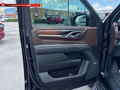 Used 2022 GMC Yukon Denali AWD/4WD image 28