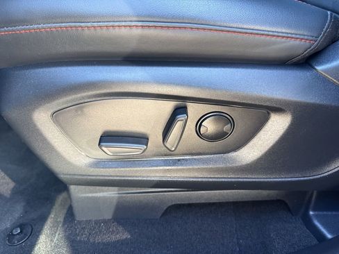 Used 2025 Ford Explorer ST-Line image 8