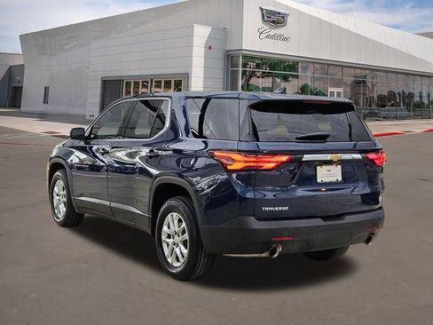 Used 2023 Chevrolet Traverse LS w/ Safety Package image 4
