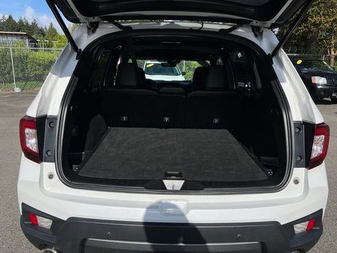 Used 2023 Honda Passport TrailSport image 14