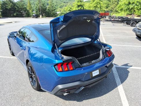 Used 2024 Ford Mustang Coupe RWD image 15