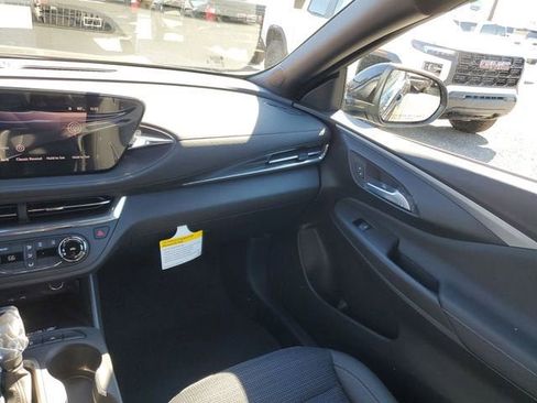 New 2026 Buick Envista Preferred w/ Convenience II Package image 14