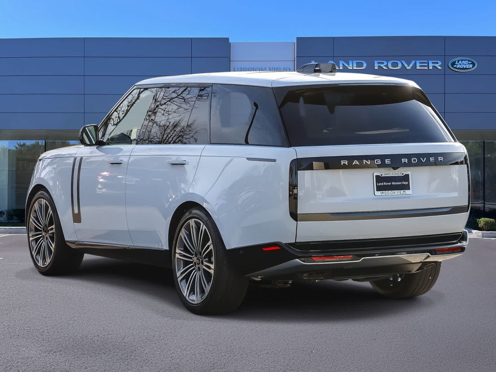 New 2026 Land Rover Range Rover SE AWD/4WD image 7