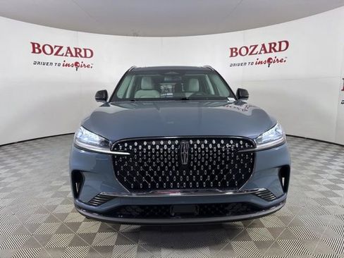 New 2025 Lincoln Aviator 2WD image 2