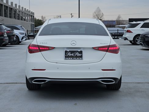 Used 2025 Mercedes-Benz C 300 4MATIC Sedan image 7