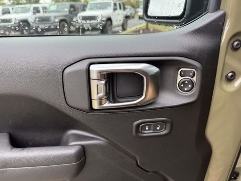 New 2026 Jeep Wrangler Sport AWD/4WD image 29