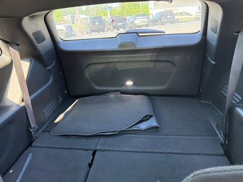 Used 2023 Chevrolet Traverse LT AWD/4WD image 11