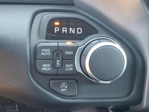 New 2026 RAM 1500 4x4 Crew Cab image 5