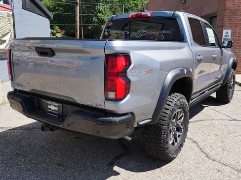 New 2026 Chevrolet Colorado ZR2 w/ Technology Package AWD/4WD image 4