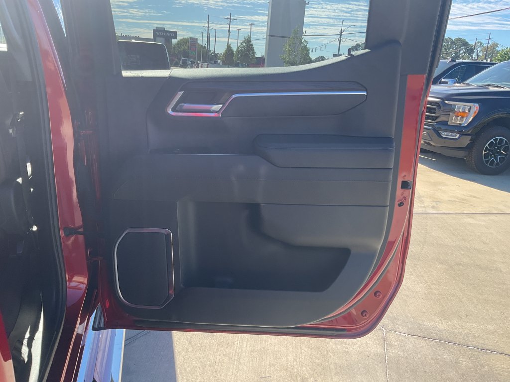 Used 2026 GMC Sierra 1500 SLT AWD/4WD image 16