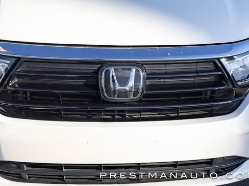 Used 2024 Honda Odyssey Touring image 50