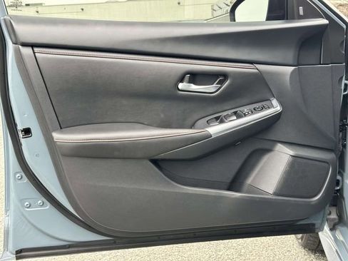 Used 2024 Nissan Sentra SR w/ Trunk Package image 12