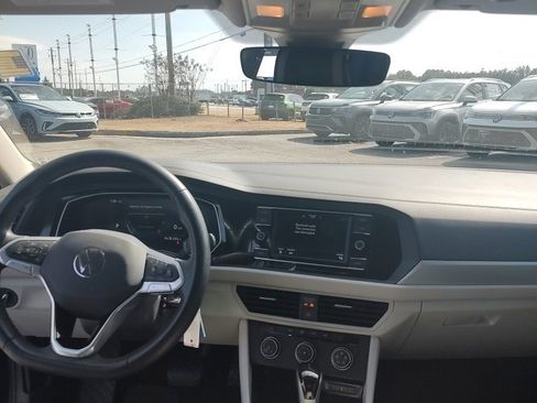 Used 2024 Volkswagen Jetta S image 10