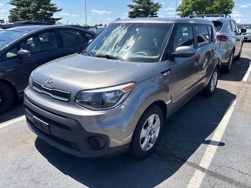 Used 2019 Kia Soul FWD image 2