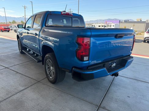 Used 2023 Chevrolet Colorado LT w/ LT Convenience Package image 5