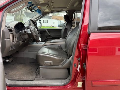 Used 2005 Nissan Armada SE Off-Road w/ (J01) Sunroof Pkg (SE OR) image 10