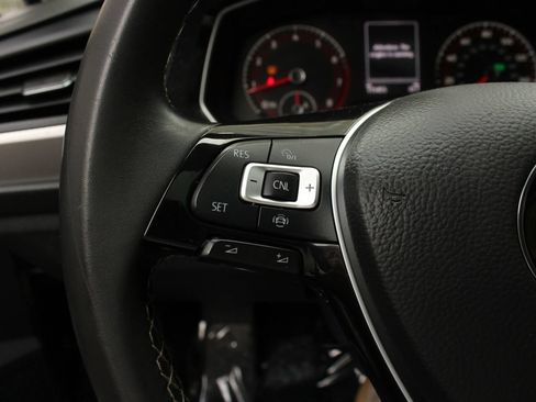 Used 2021 Volkswagen Jetta R-Line FWD image 32