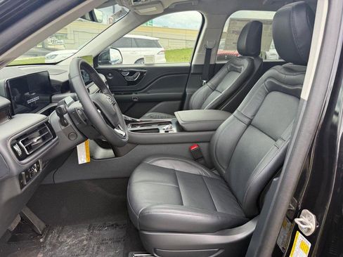 New 2025 Lincoln Aviator Reserve image 14