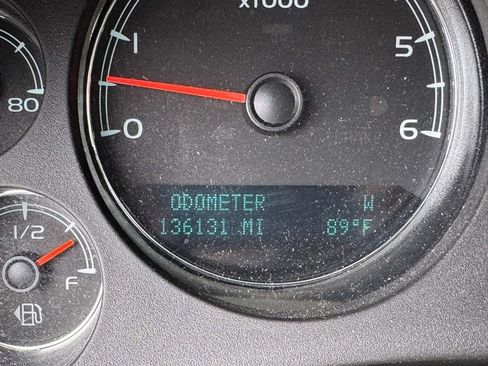 Used 2011 Chevrolet Tahoe LTZ AWD/4WD image 12