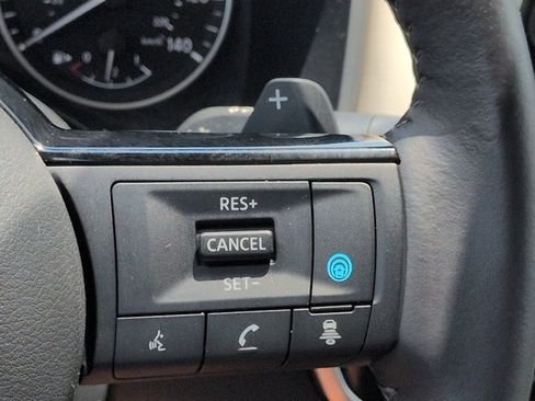 Used 2021 Nissan Rogue SL FWD image 28