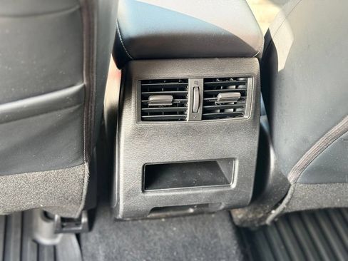 Used 2023 Mitsubishi Outlander SE AWD/4WD image 25