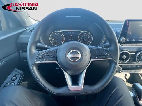 Used 2024 Nissan Sentra SV image 14